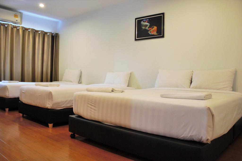 Double Dd House At Mrt Sutthisarn Bangkok Exterior foto